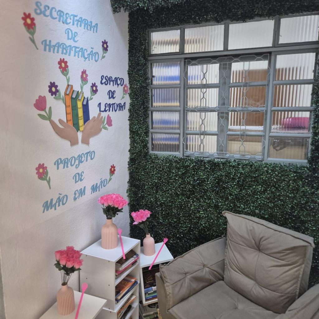 Secretaria de Habitação integra Projeto Cura Literária em Espaço de Leitura