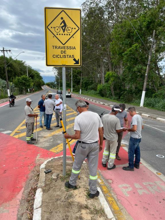 Prefeitura inicia obras de revitalização do canteiro central da Av. Theodorico Cavalcante