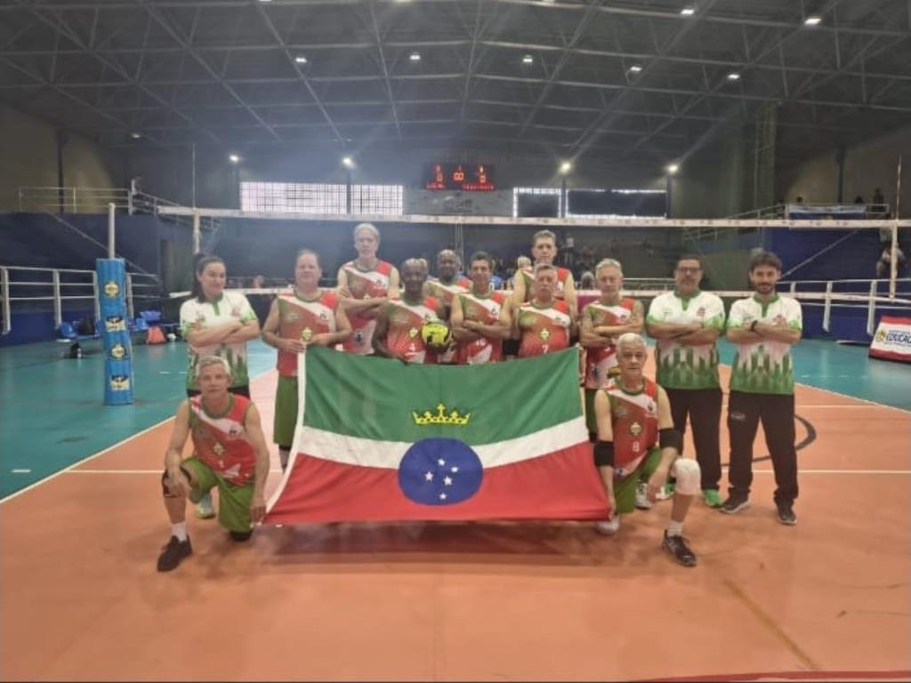 Pinda conquista vice-campeonato da Superliga da Melhor Idade no Vôlei Adaptado 58+ Masculino