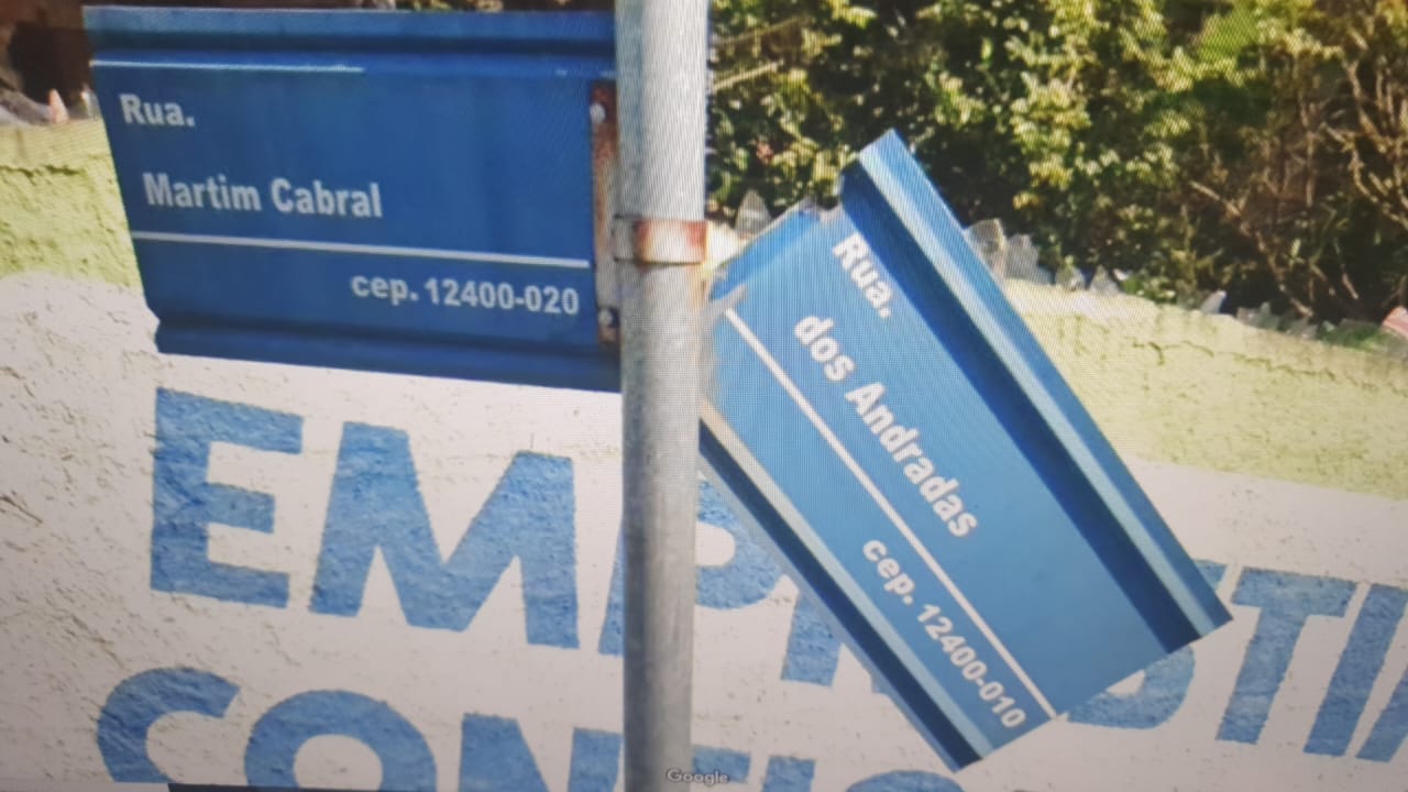 03/05 - Câmeras de monitoramento flagram furto de placa de rua e GCM prende envolvidos
