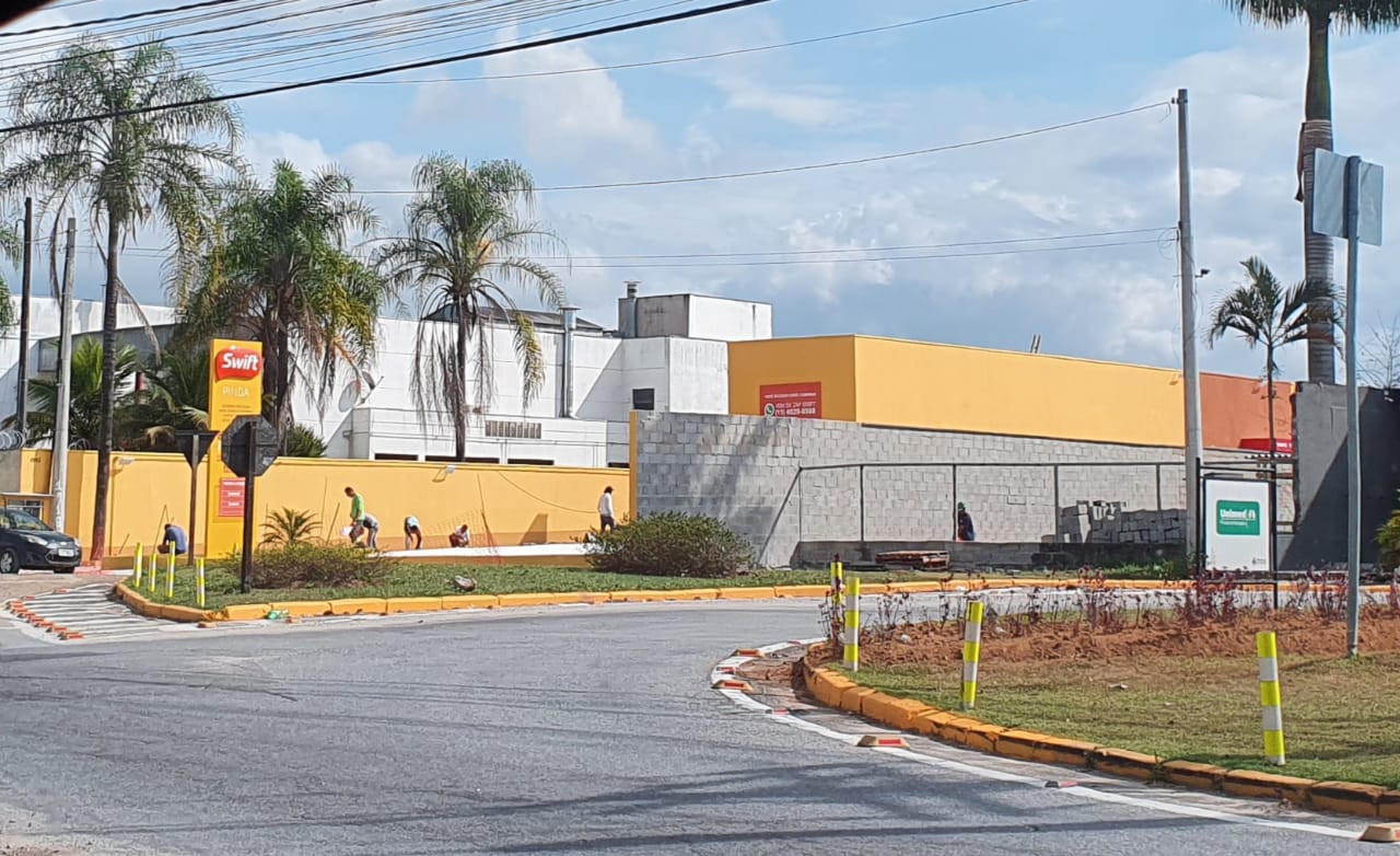 08/06 - Swift inaugura ampla loja em Pinda