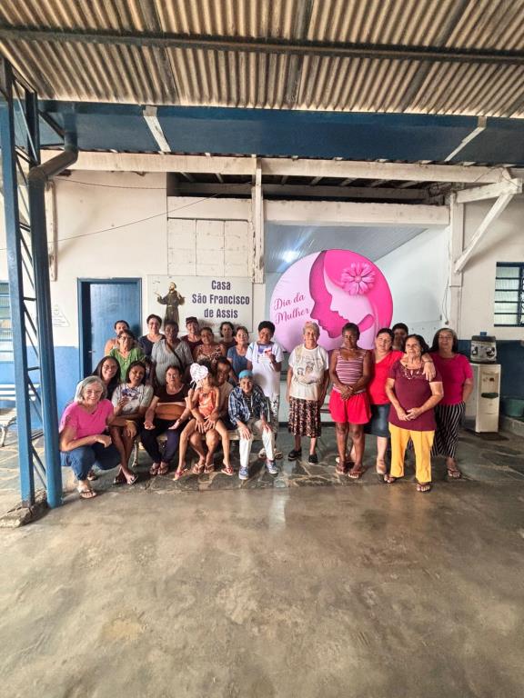 Roda de conversa promove acolhimento e reflexão durante programação do Mês da Mulher