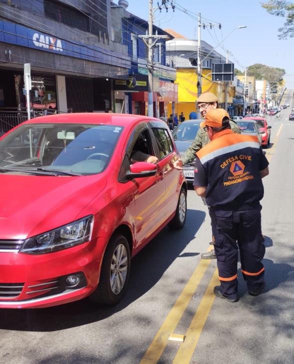 Defesa Civil de Pinda e Polícia Ambiental realizam campanha contra queimadas