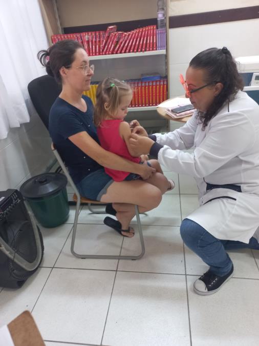 Creche Isabel Pereira, de Moreira Cesar, recebe ação de concientização sobre saúde bucal