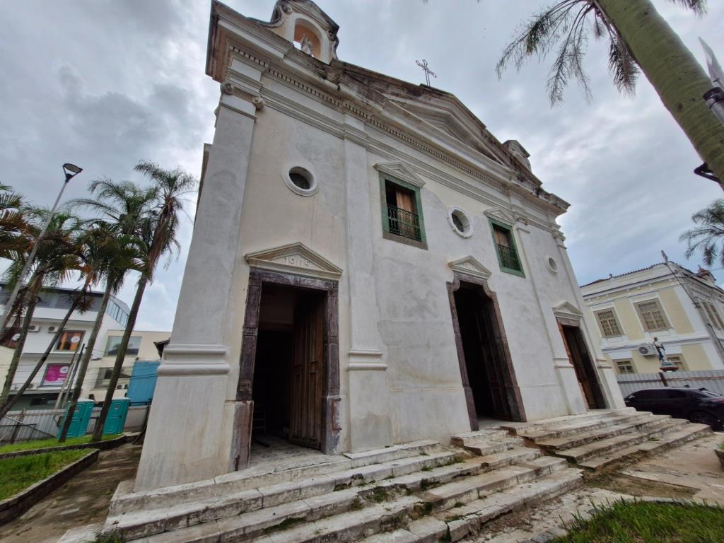Restauro da Igreja São José avança e mobiliza união entre poder público, empresas e comunidade em Pindamonhangaba