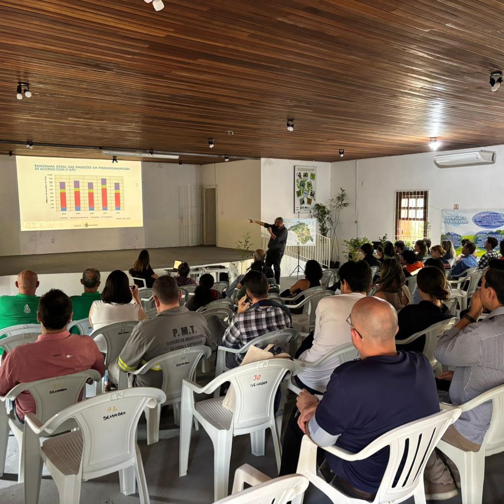 Pinda apresenta Plano Local de Ação Climática em encontro regional do Programa Município VerdeAzul