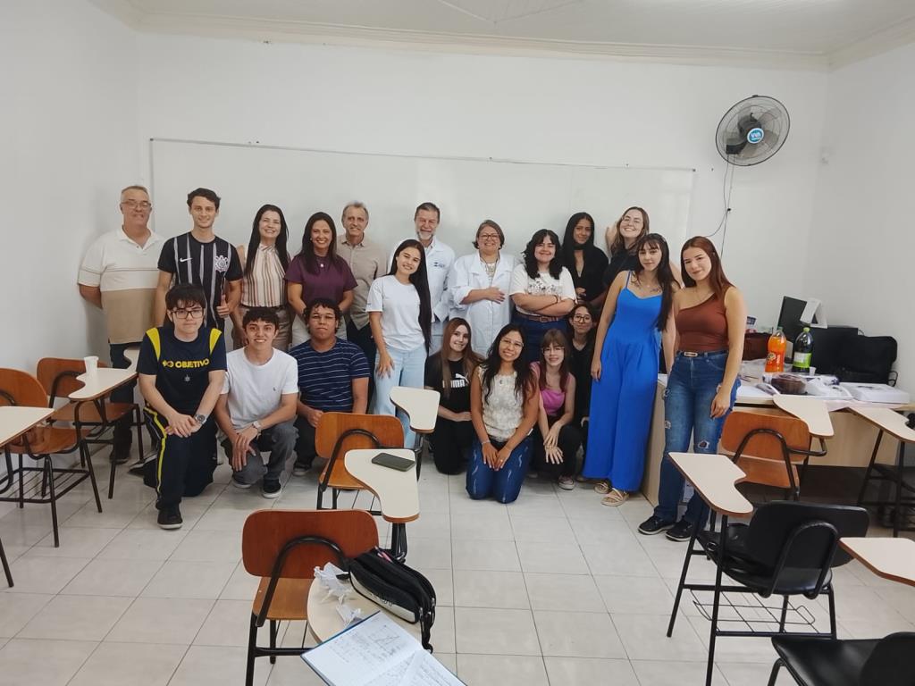 Curso de Atendente de Farmácia é concluído e amplia oportunidades para jovens em Pinda