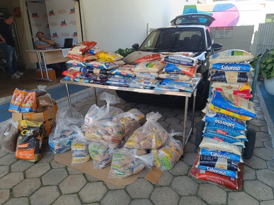 Fundo Social de Pinda recebe 600 quilos de alimentos e ração