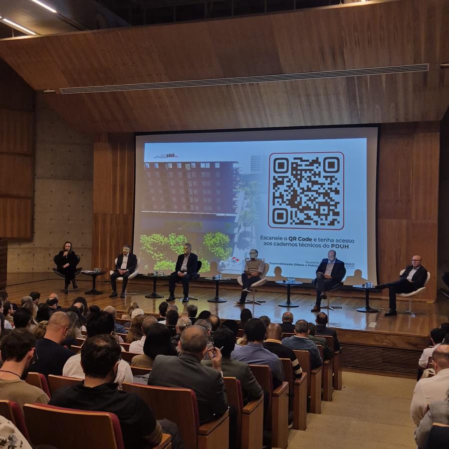 Pinda participa de encontro para implantação do Plano de Desenvolvimento Urbano e Habitacional
