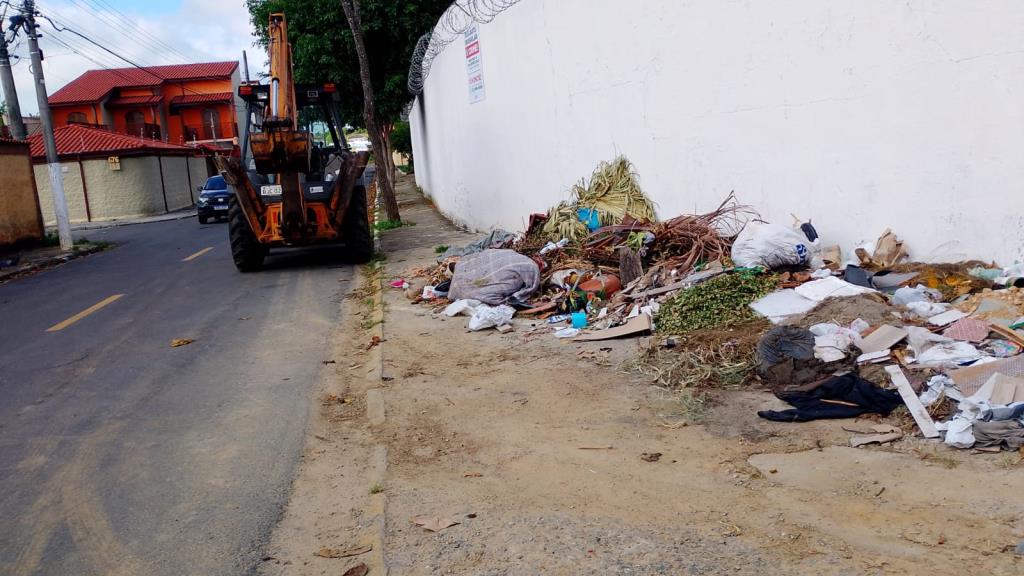 Especial Zeladoria: Prefeitura realiza limpeza de descarte irregular na região do Luiz Caloi