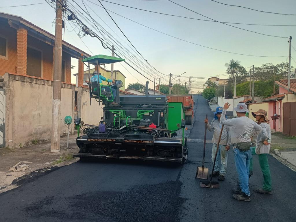 Especial Zeladoria: Ouro Verde e Jardim Imperial recebem etapa final de recapeamento asfáltico