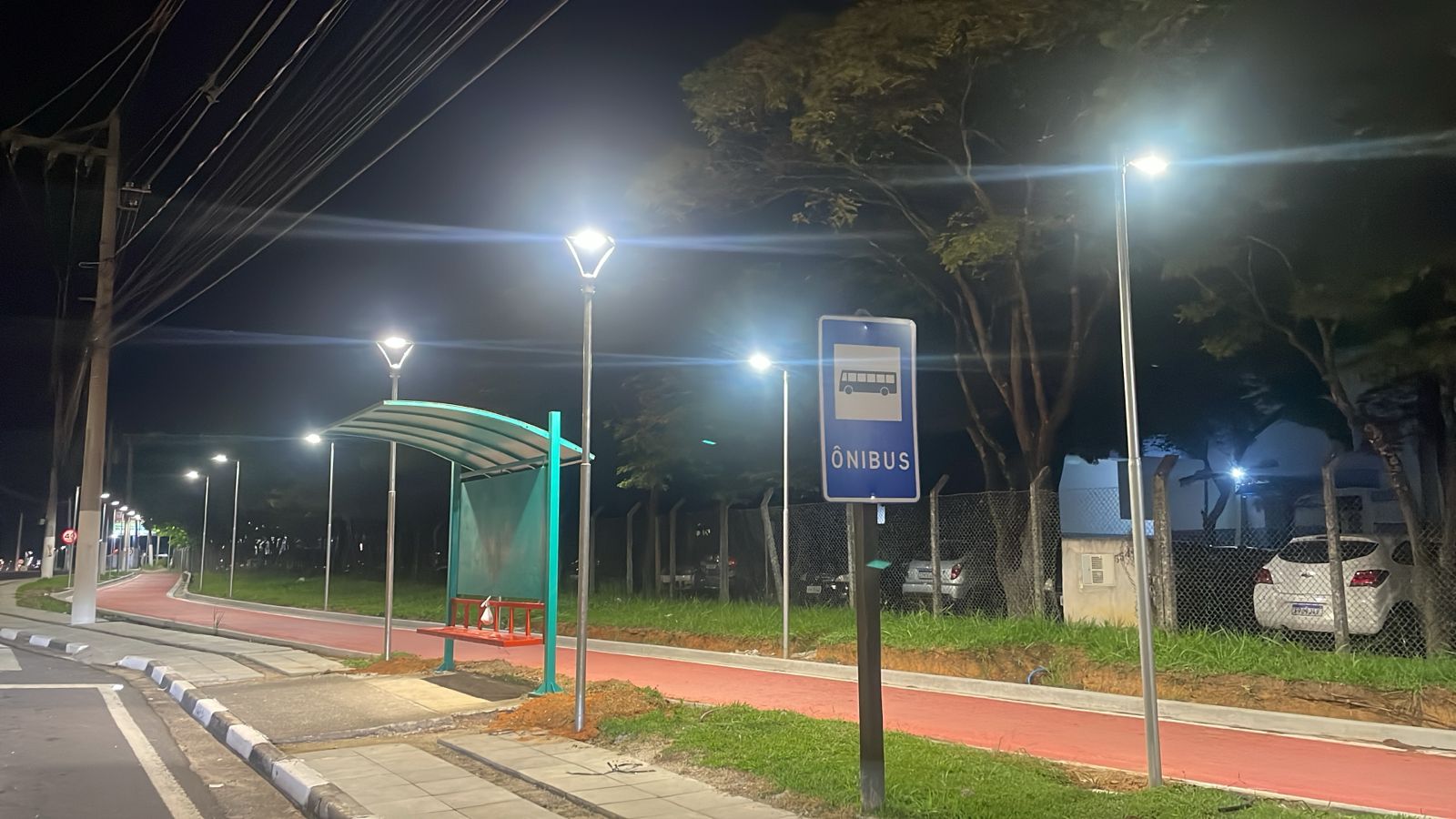 Pontos de ônibus ganham mais iluminação na ‘Nossa Senhora do Bom Sucesso’