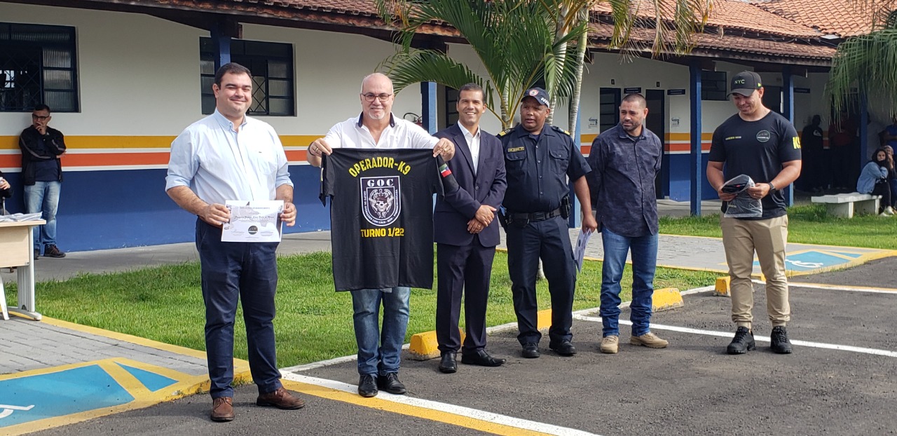 20/04 - Guarda Civil Metropolitana de Pindamonhangaba realiza formatura de agentes