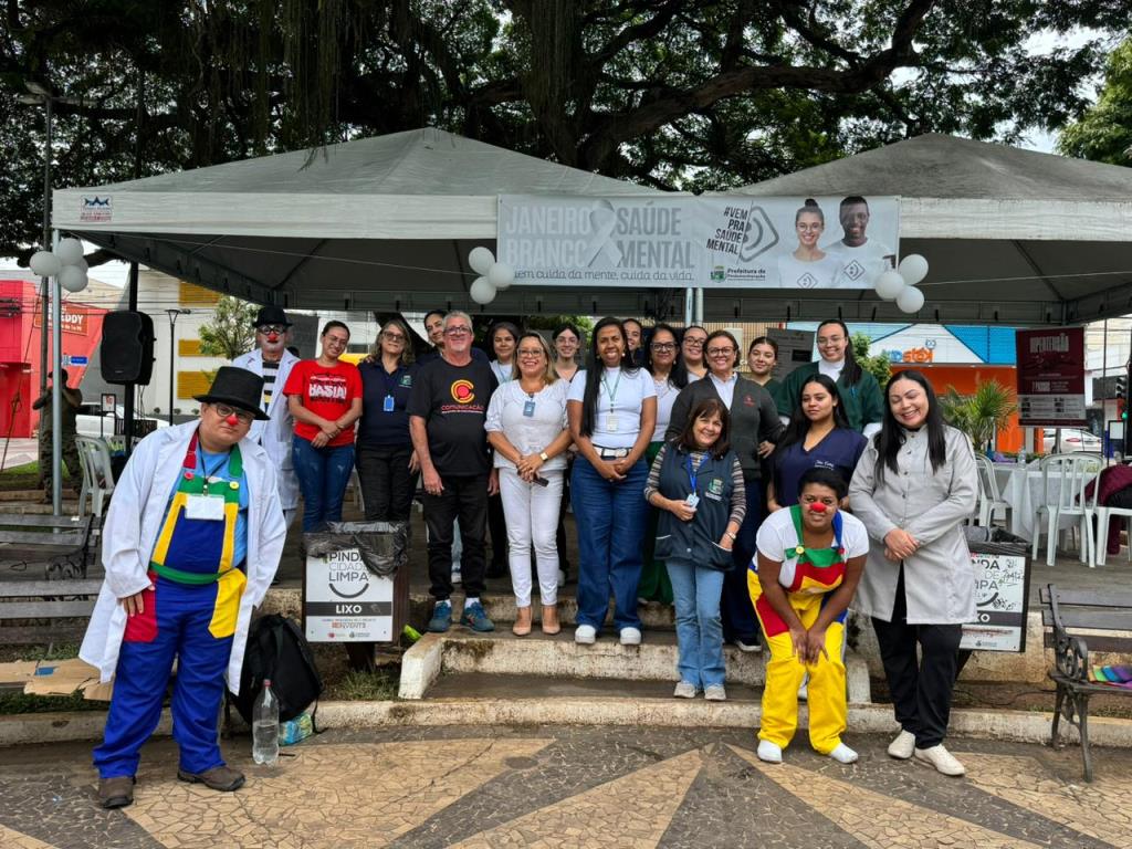 Ação do Janeiro Branco na Praça Monsenhor Marcondes atende mais de 300 pessoas