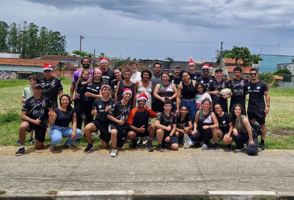 Projeto “Amigos do Pinda Rugby” leva solidariedade e alegria para centenas de criança neste Natal