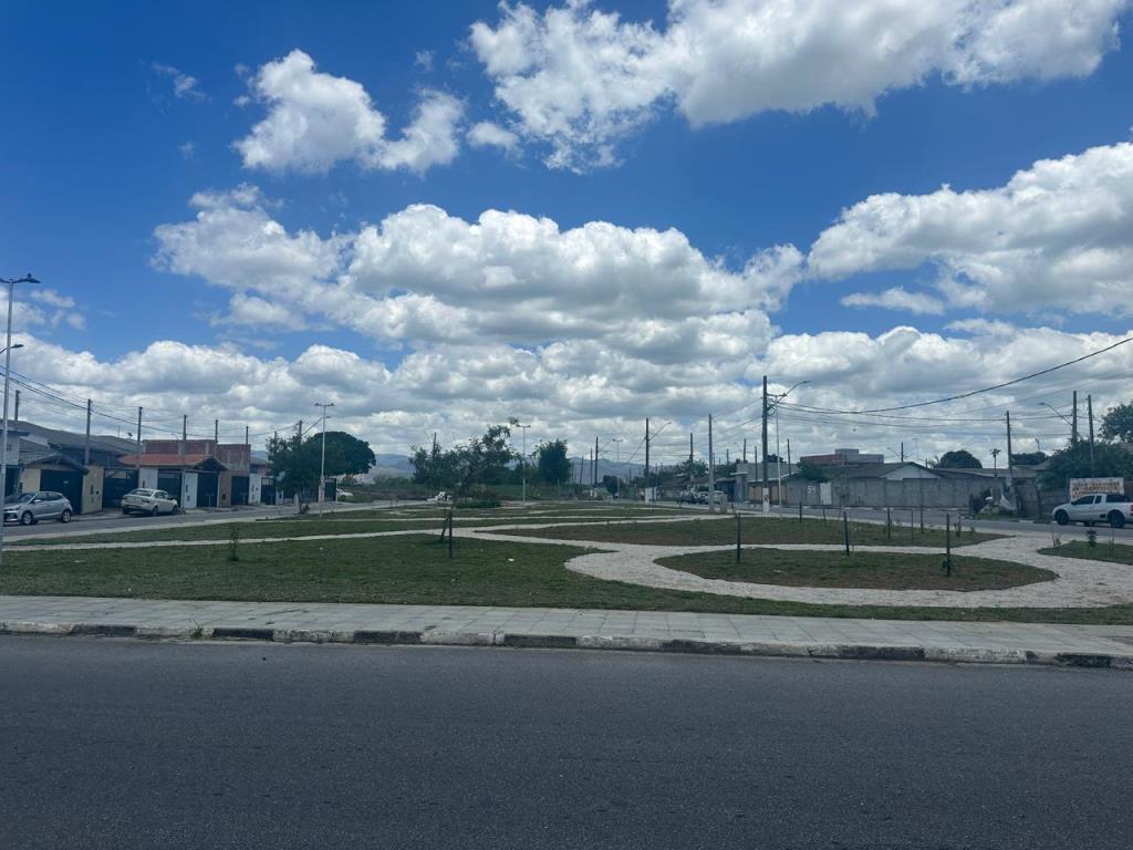 Nova praça transforma região do Jardim Carlota