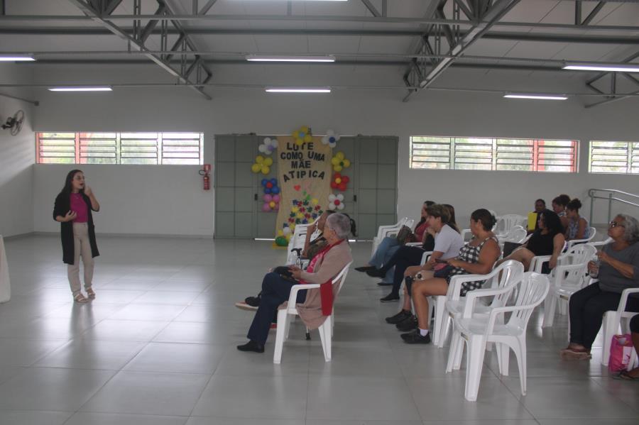 Centro Comunitário do Castolira recebe palestra para mães atípicas