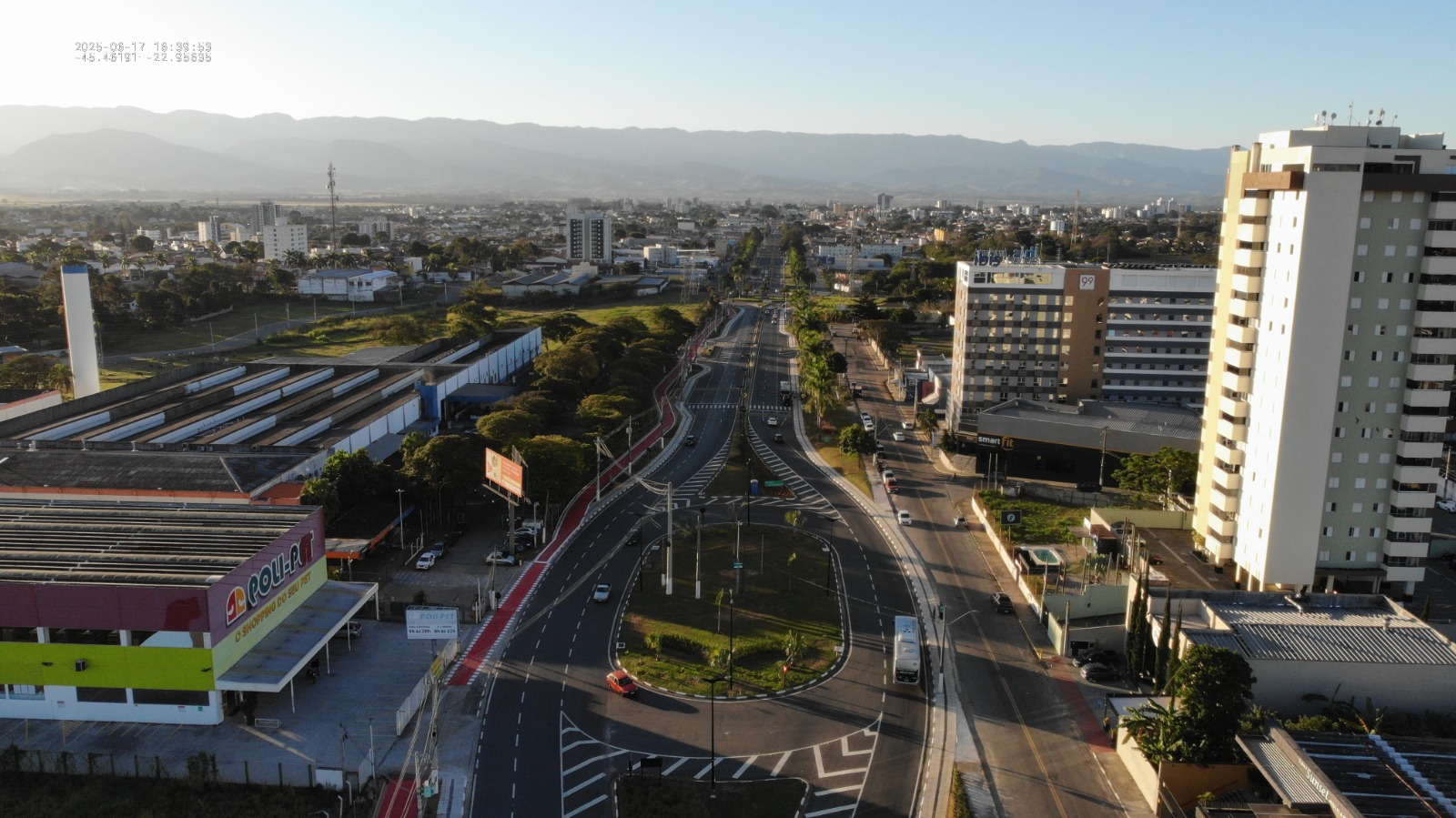 Prefeitura inaugura ciclovia e revitalização da ‘Nossa Senhora do Bom Sucesso’