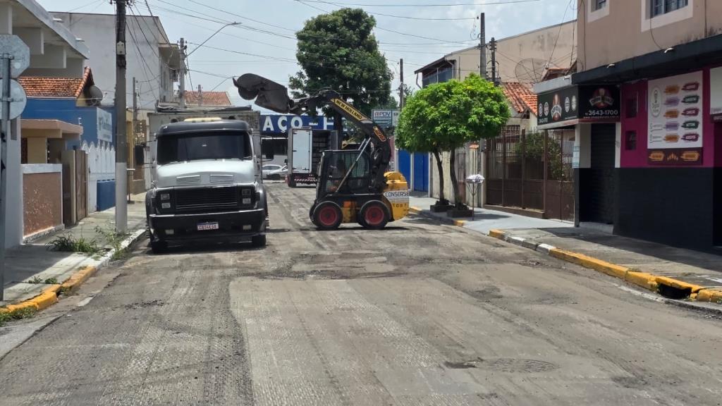 Após Vila Rica, Prefeitura faz recapeamento em ruas do bairro São Benedito