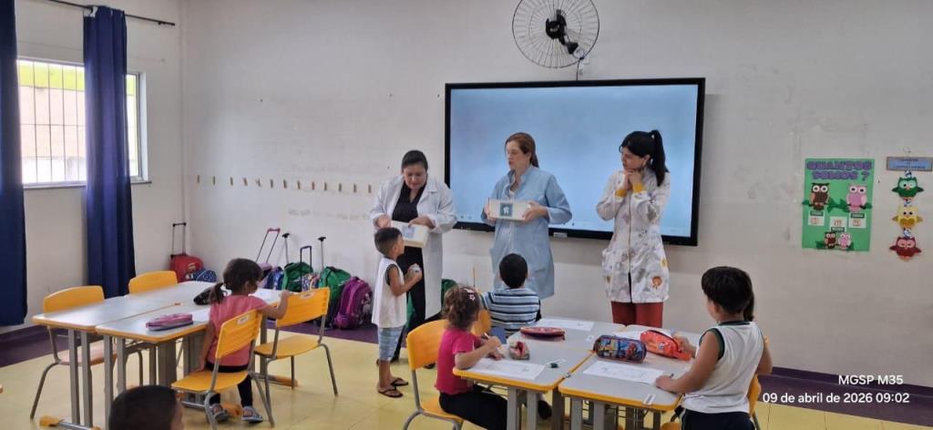 Programa Saúde na Escola leva ações de saúde bucal a unidades de ensino em Pinda