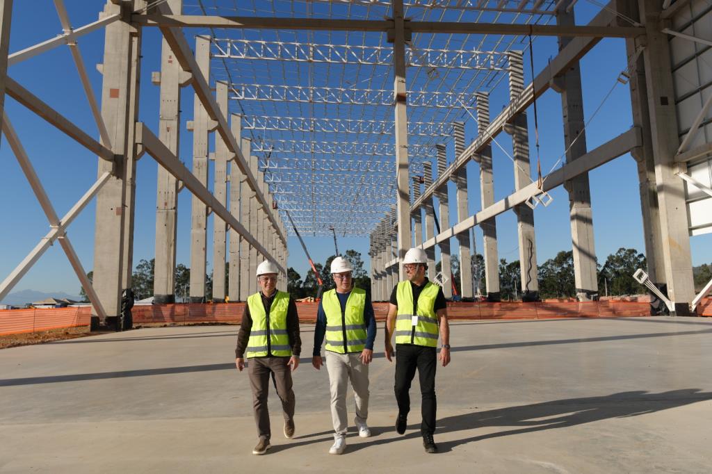 Obras da Hitachi Energy avançam e empresa deve iniciar produção em Pinda em 2028