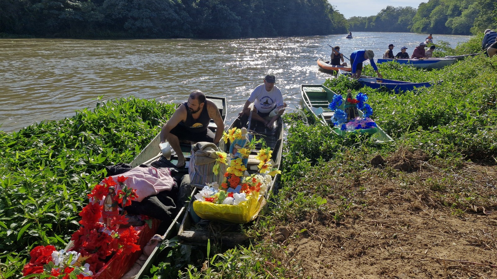 36ª Romaria Fluvial passa por Pinda, celebra fé e emociona participantes