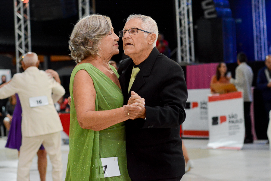 Galeria 1: Dança de Salão dos JOMI 2024 em Pindamonhangaba