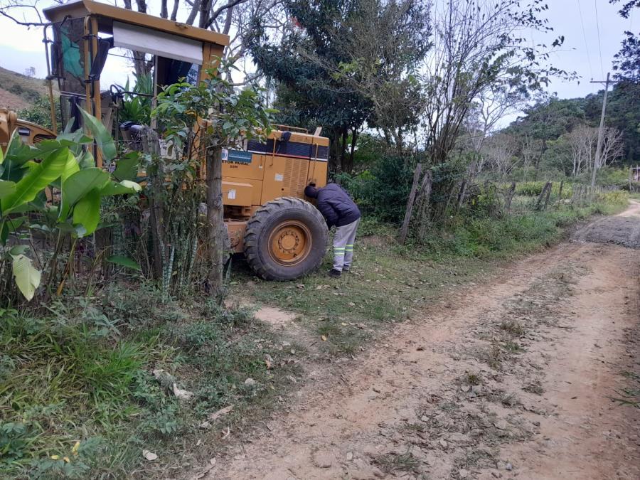 Prefeitura reforça manutenção de estradas rurais e ações de zeladoria em Pindamonhangaba