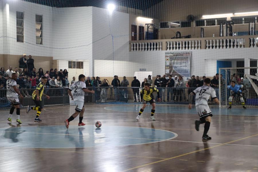 AMIGOS UFC É CAMPEÃO DO 2º CAMPEONATO INTERNO DE FUTSAL DE MORUNGABA!