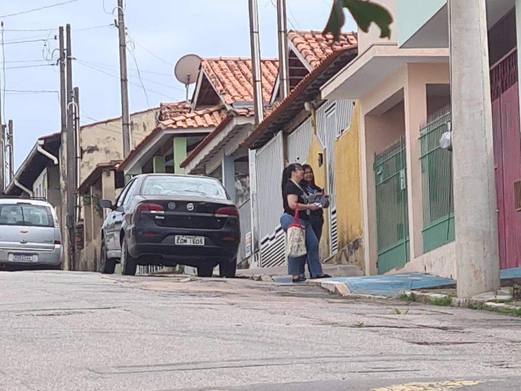 Em Morungaba: Moradores do São Benedito recebem orientações de combate à Dengue