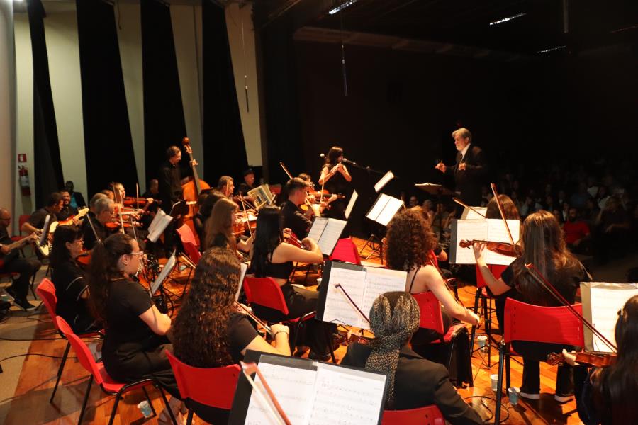 Morungaba 136 anos: Teatro Municipal recebe apresentação especial do Projeto “Música e Lutheria”