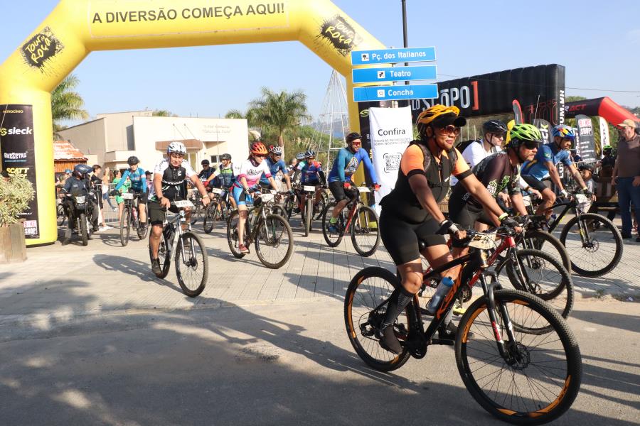 Morungaba recebe centenas de ciclistas no “Tour da Roça 2025”