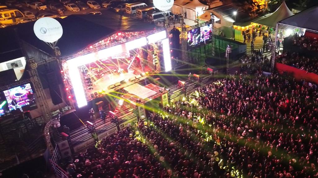 Rodeio em Morungaba: Quatro dias de grandes shows, montarias e solidariedade