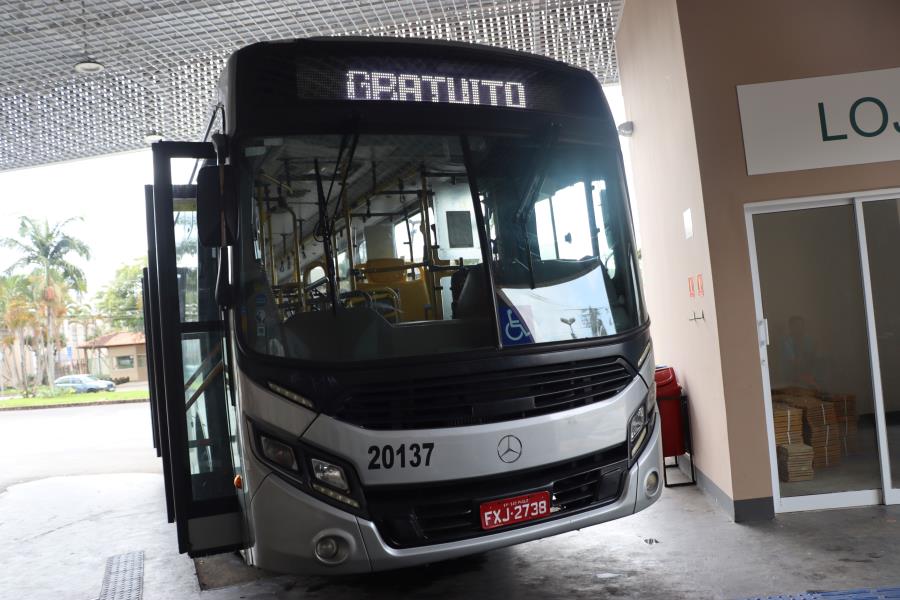 Tarifa Zero: Transporte Coletivo Gratuito conta com novos ônibus com ar-condicionado e wi-fi