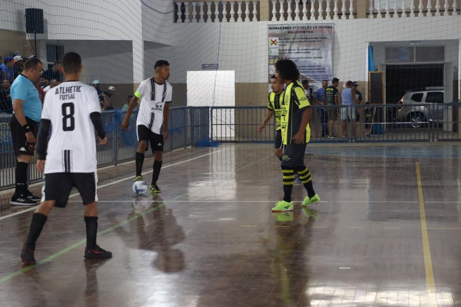 Campeonato de Férias de Futsal abre com quatro partidas disputadíssimas