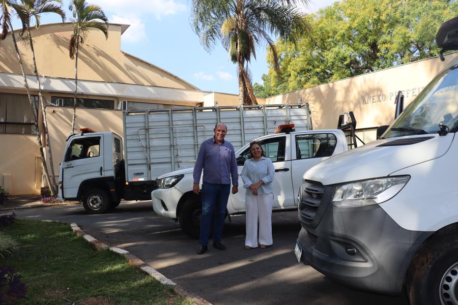 Prefeitura de Morungaba recebe do DNIT doação de três veículos usados