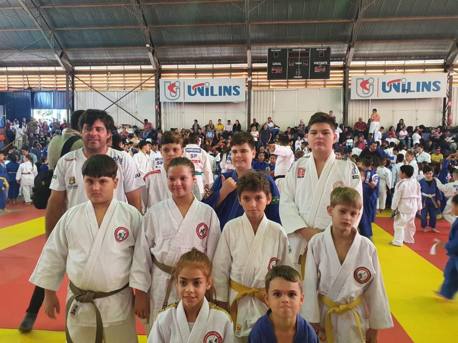 Judocas fernandopolenses conquistam várias medalhas de Ouro em Lins 