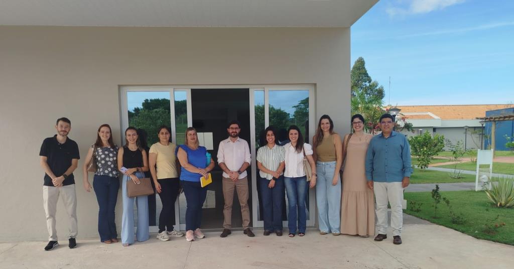 Equipe faz visita técnica a centro de reabilitação