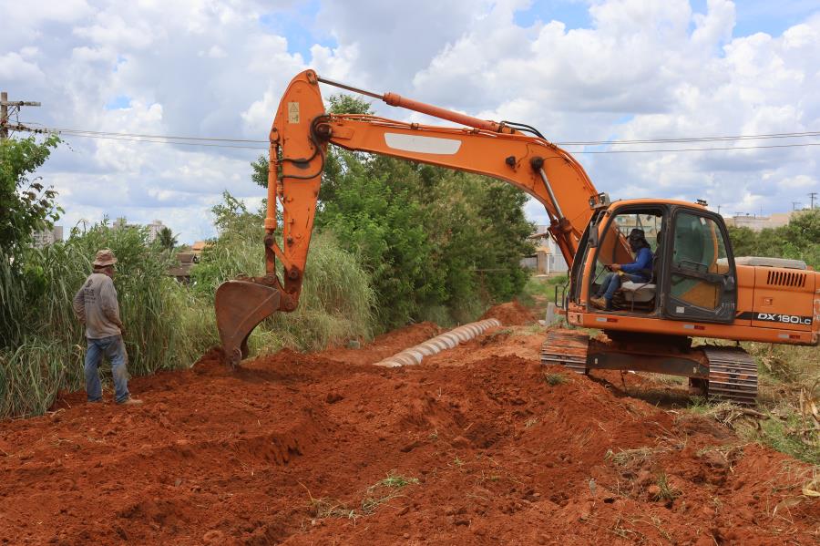 Obras da Avenida dos Ferroviários entram na reta final