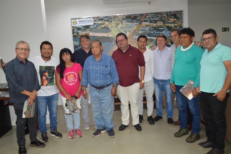 Fernandópolis se torna oficialmente ‘cidade irmã’ do povo indígena Kuikuro