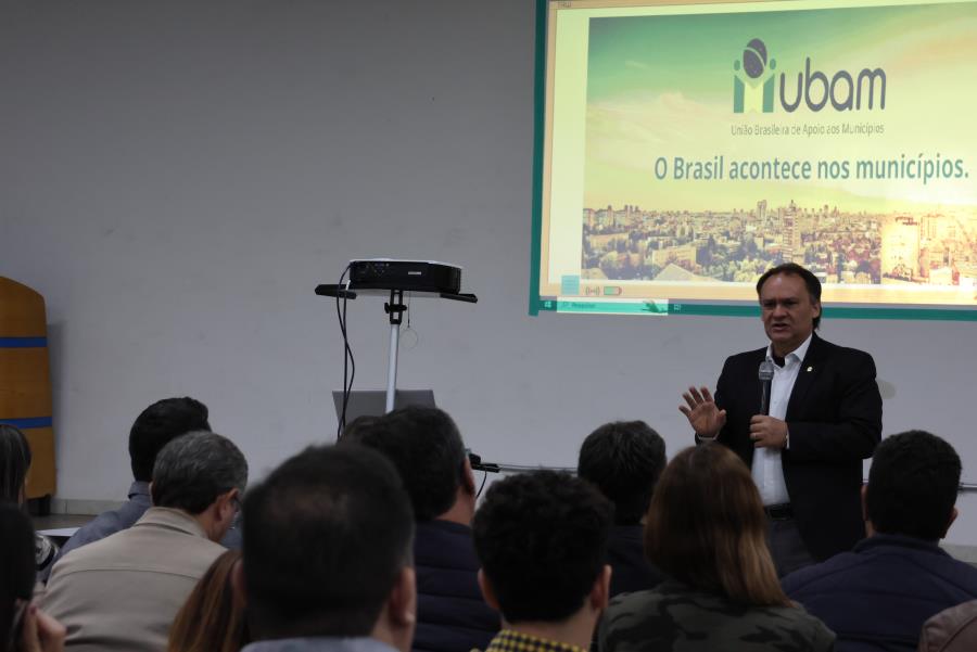 Encontro Municipalista da UBAM reúne prefeitos em Fernandópolis