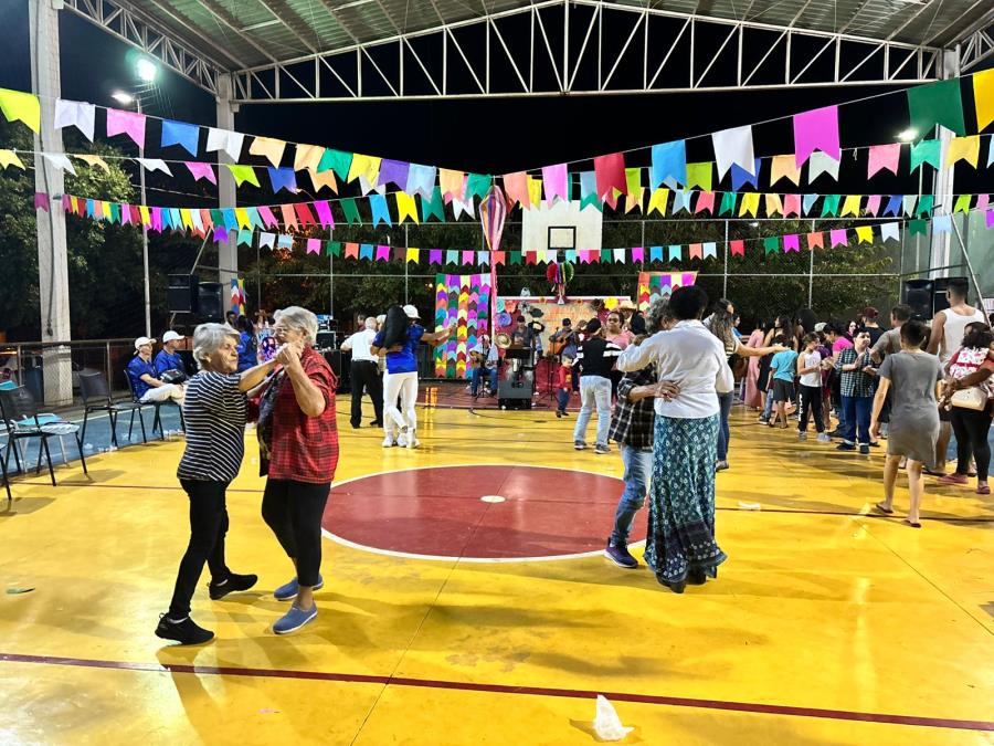 Ação comunitária "Cultura que Aproxima" reúne 350 pessoas na Pracinha da Cultura