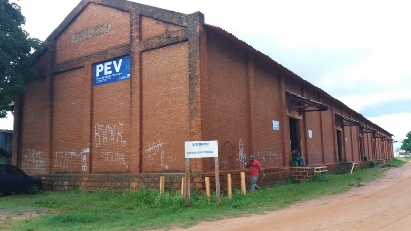 PEV da Prefeitura funciona de segunda a sábado recebendo resíduos sólidos