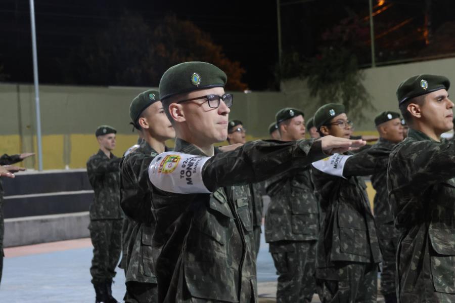 Tiro de Guerra realiza cerimônia de entrega de boinas para 46 atiradores