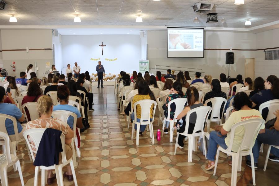 “Agosto Dourado” orienta gestantes sobre aleitamento materno