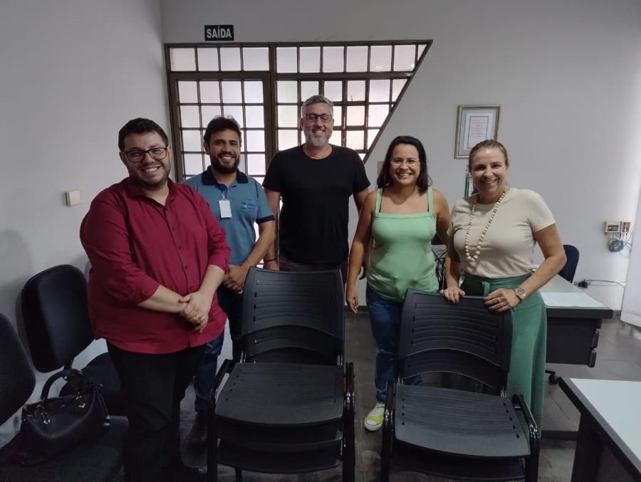 Secretária de Assistência Social visita o Conselho Tutelar