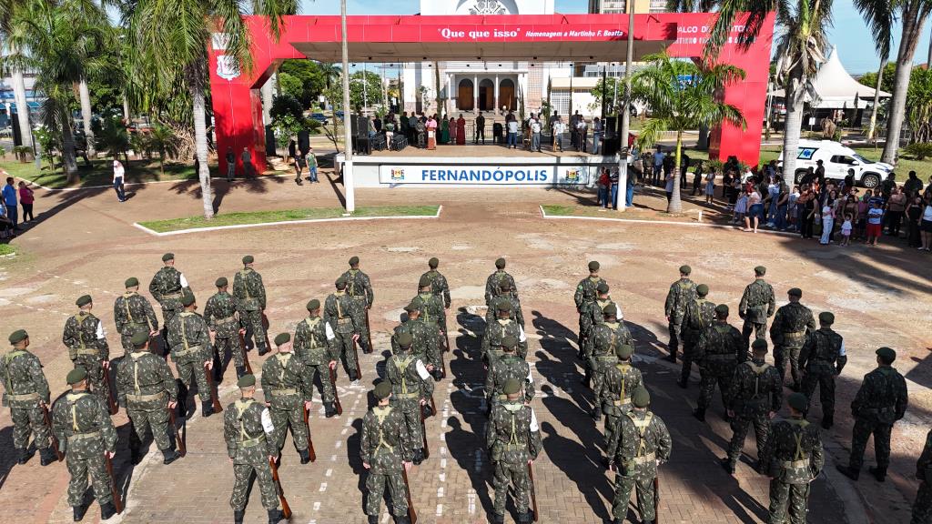 TG celebra 50 anos com exposição de viaturas e jantar dos veteranos