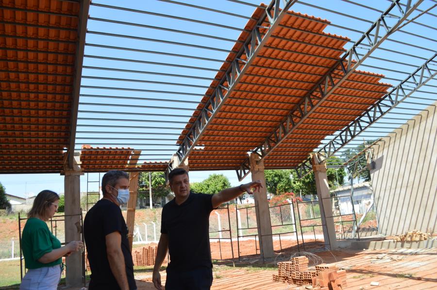  Escola municipal Antônio Maurício passa por obras de ampliação