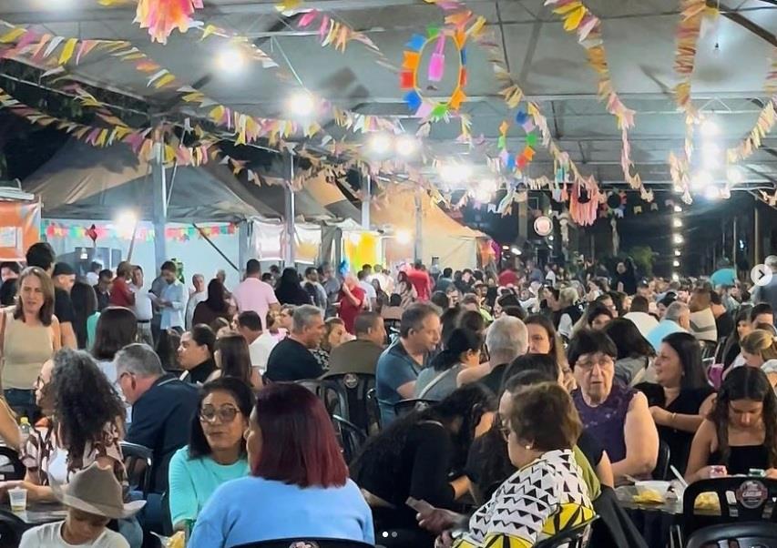 Prepare o traje caipira: nosso tradicional Fernanraiá chega maior, em duas semanas e cheio de novidades