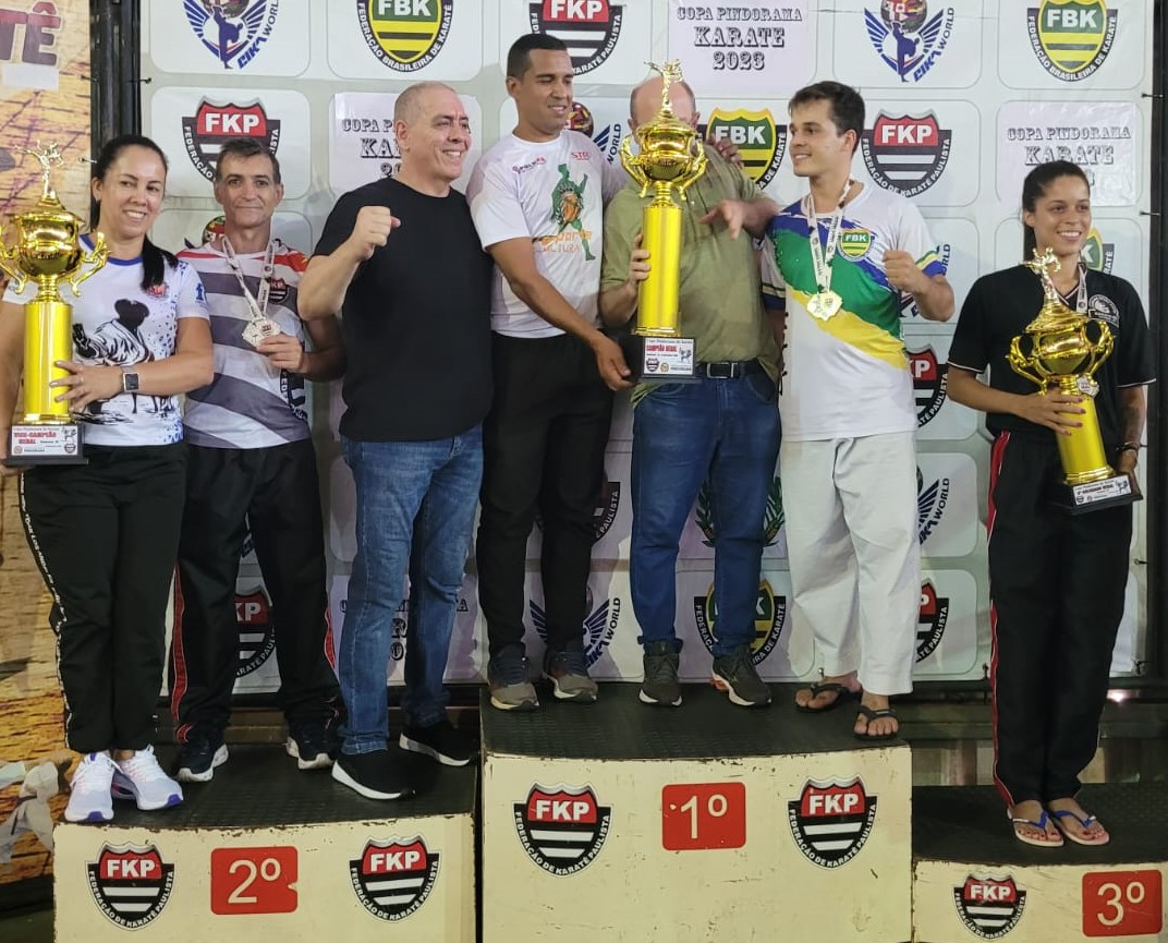 Fernandópolis conquista 13 medalhas de ouro na Copa Pindorama de karatê
